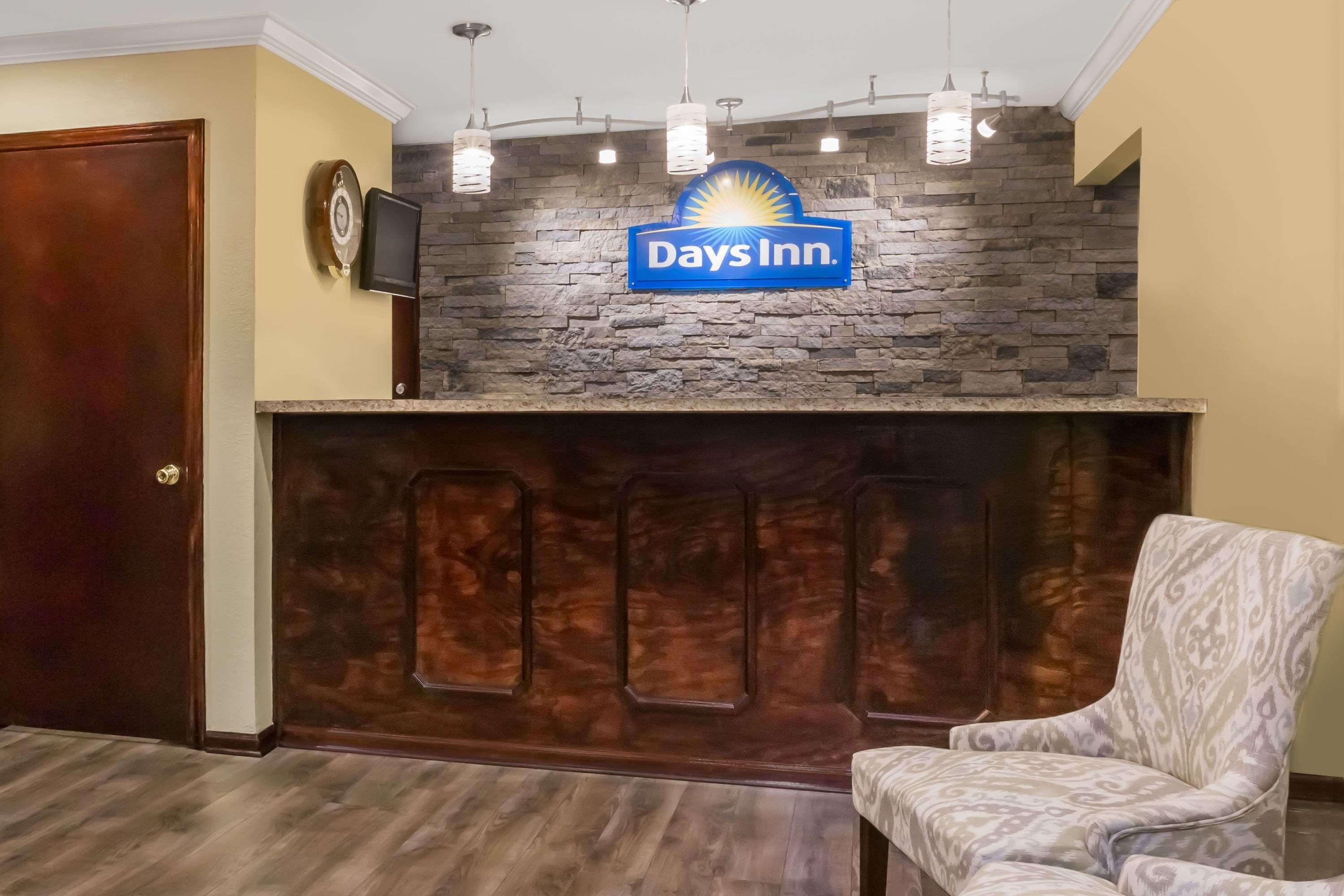 Days Inn Blakely Exteriör bild